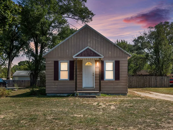 1476 Frost St, Muskegon, MI 49442