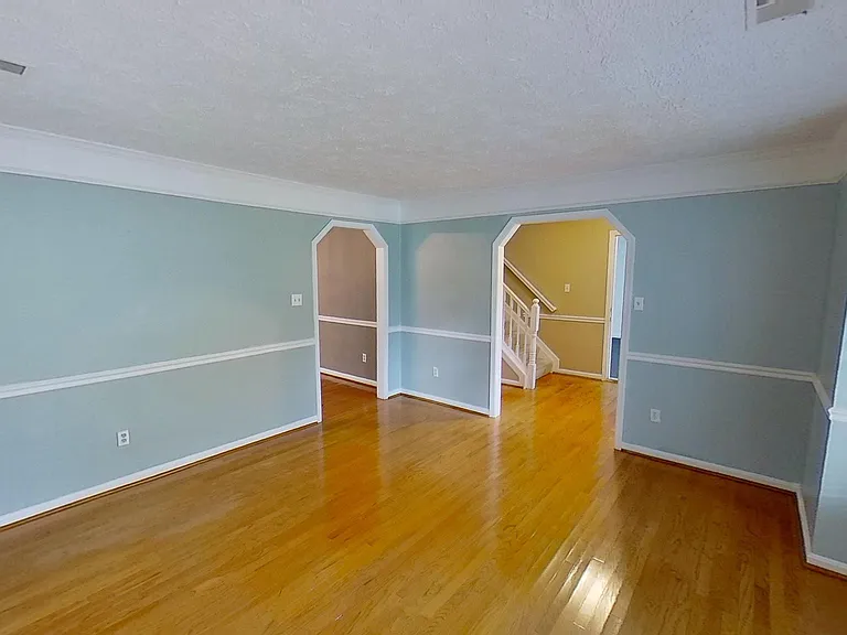 5911 Herring Ct — Photo 17