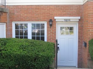 1608 E Bancroft Ln, Crofton, MD 21114