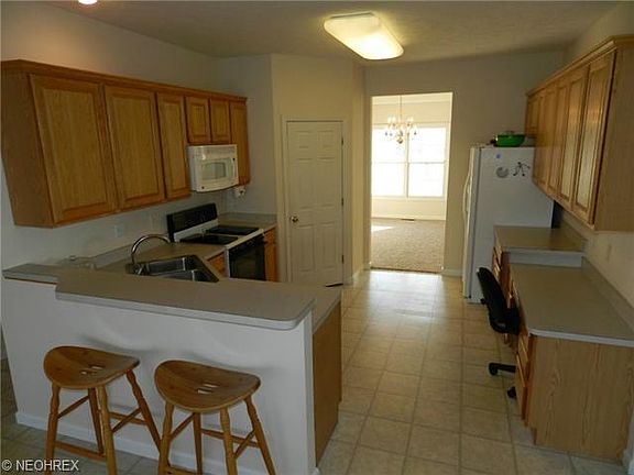 3rd image of 4326 S Fall Lake Dr