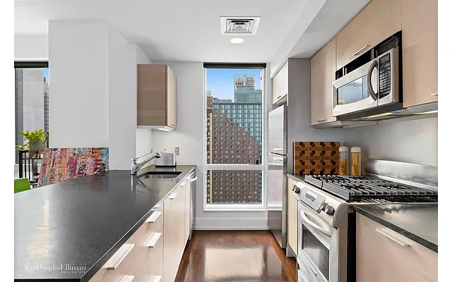 Sold by Douglas Elliman | media 5