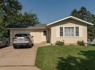 605 2nd Ave NE, Stewartville, MN 55976
