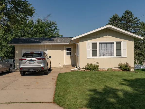 605 2nd Ave NE, Stewartville, MN 55976