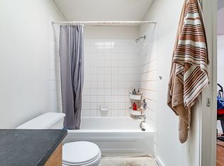 4359 Main St #1, Vancouver, BC