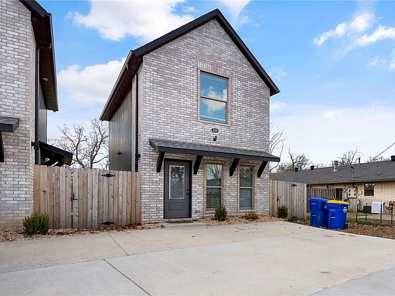 3rd image of 418-420 424 N F St #422