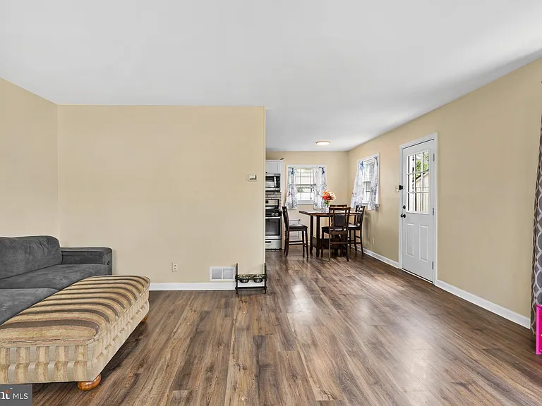 522 Penn Blvd — Photo 3
