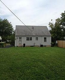 2nd image of 3533 Valleywood Dr