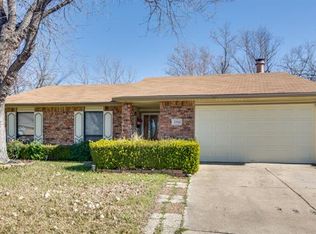 2316 Foxglen Ct, Fort Worth, TX 76131
