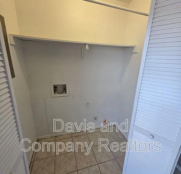 4412 Saint Andrews Dr #B — Photo 12