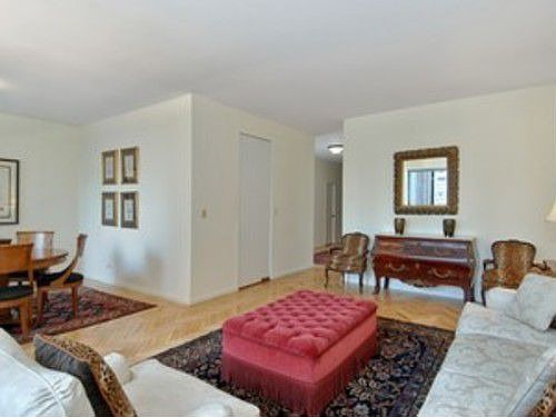 5th image of 350 E 72nd St APT 8B