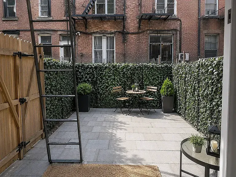 53 Leroy St #C — Photo 2