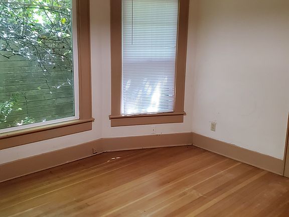 2nd image of 1443 W 11th Ave #1