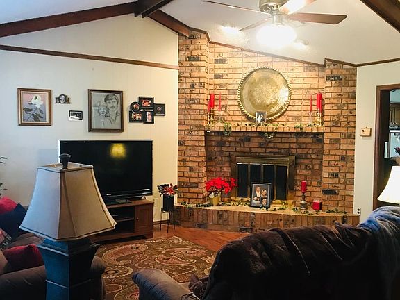 2nd image of 287 Pine Hills Dr