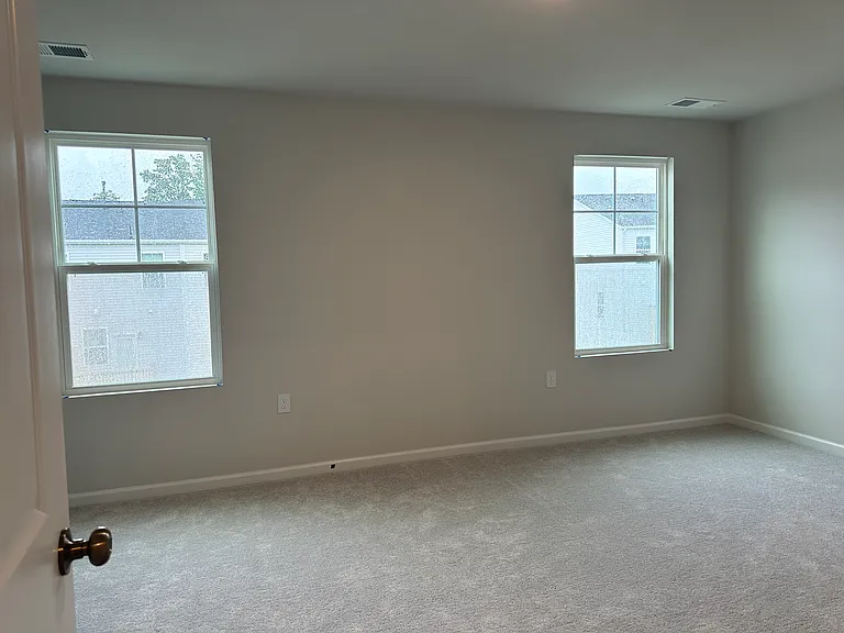 2517 Kasota Ln — Photo 18