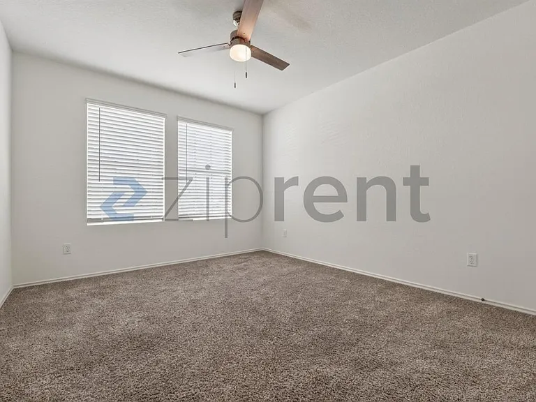21417 Bird Wing Dr — Photo 32