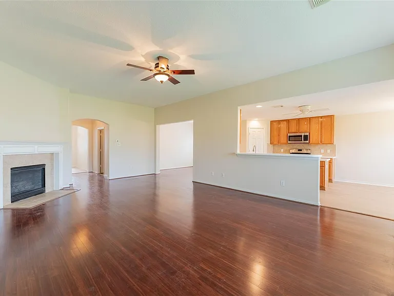 15334 Redbud Dale Ct — Photo 4