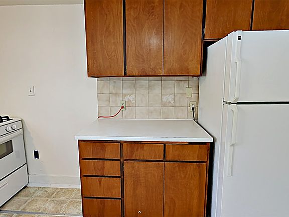 4th image of 27031 128th Pl SE APT B