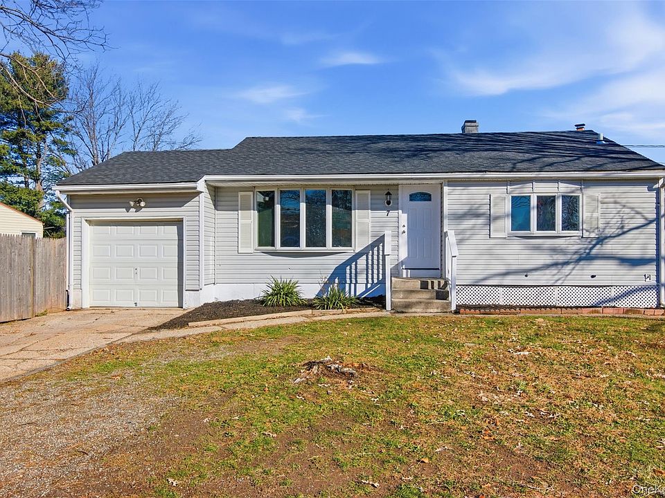 1st image of 7 Chapel Hill Drive