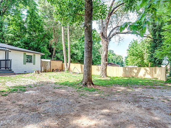 3rd image of 2316 Patrick Ave