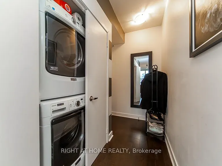 320 Richmond St E #616 — Photo 3