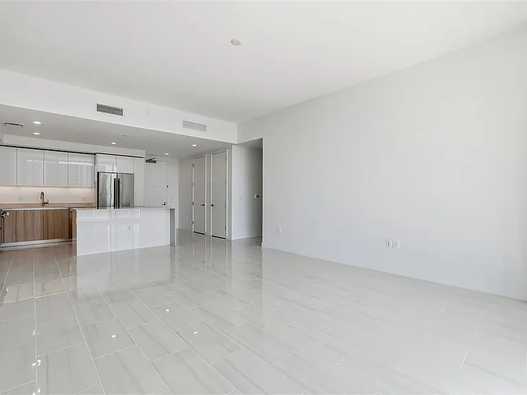400 Central Ave #505 — Photo 22
