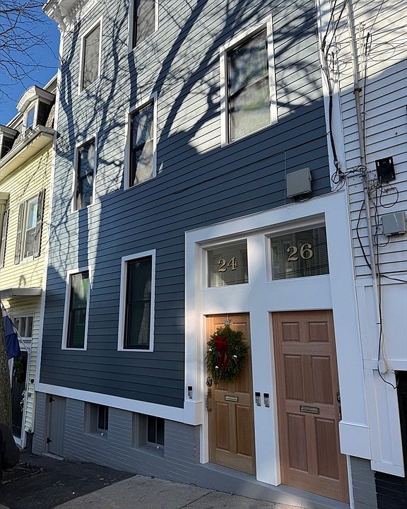 1st image of 24 Albion Pl #1