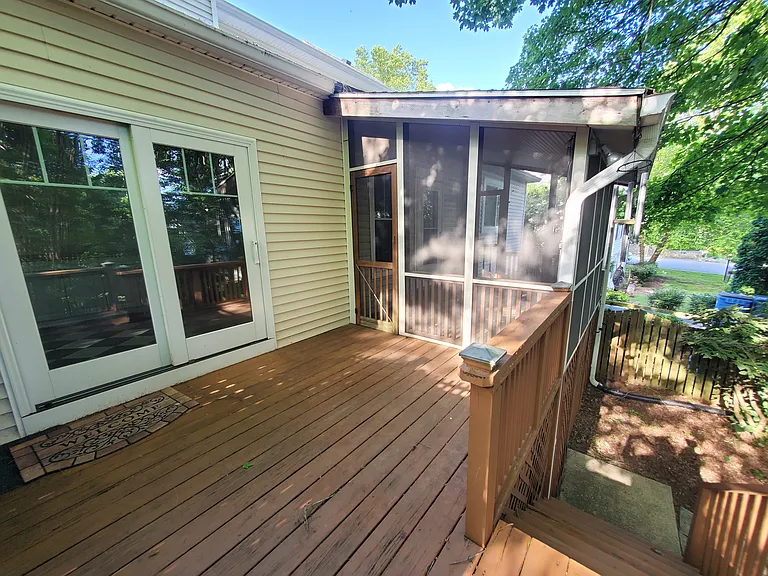 114 W Lexington Ave — Photo 66