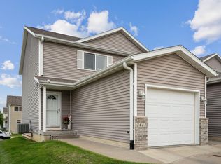 3411 Destin Dr, Waterloo, IA 50702