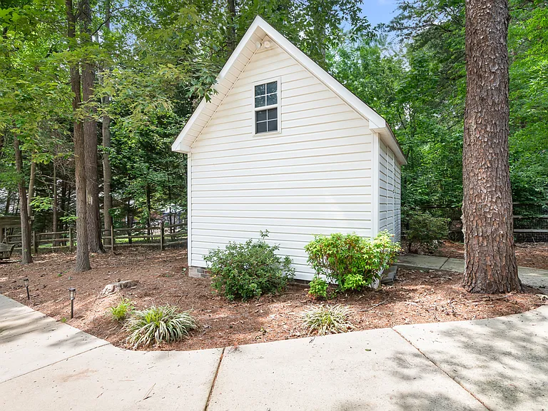 7309 Windy Pine Cir — Photo 23
