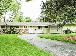 2856 Wicklow Dr, Toledo, OH 43606