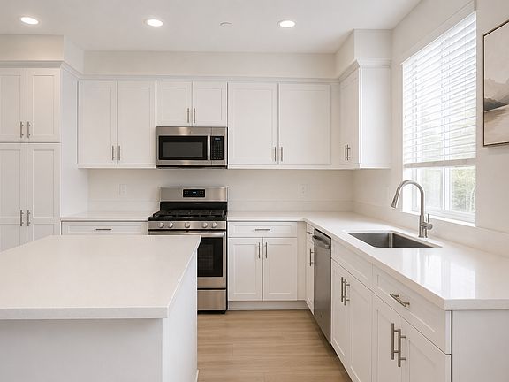 4th image of 838 Savi Dr #105