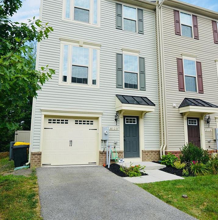 1st image of 8120 Falcon Crest Dr