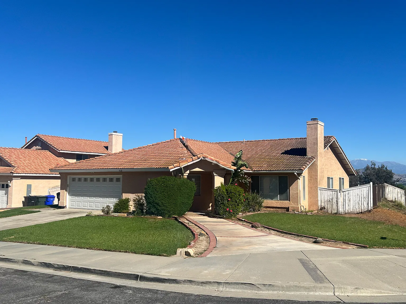 4 bed, 1.5 bath, 1550 sqft, $2,995 — Photo 1