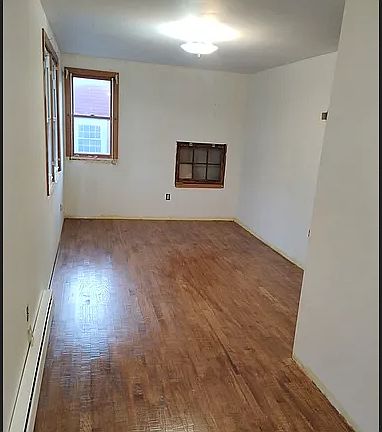 2nd image of 18 Spring St
