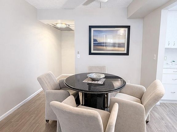 4th image of 3030 Wolverton Dr #B