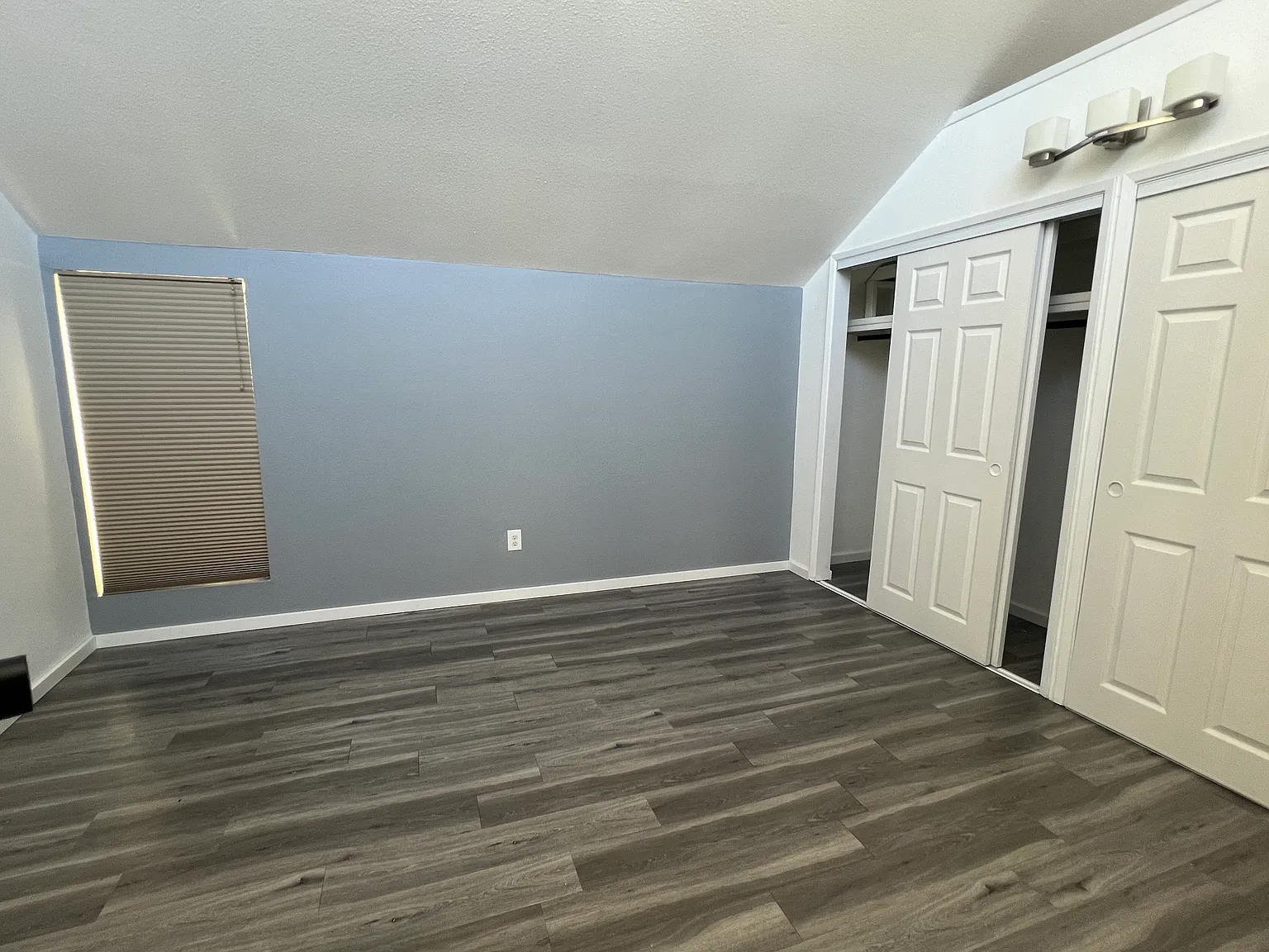 2 bed, 1.5 bath, 1060 sqft, $2,350 — Photo 4