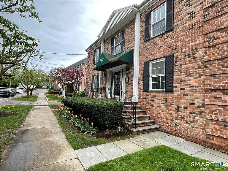 398 Courtland Ave #3 — Photo 2
