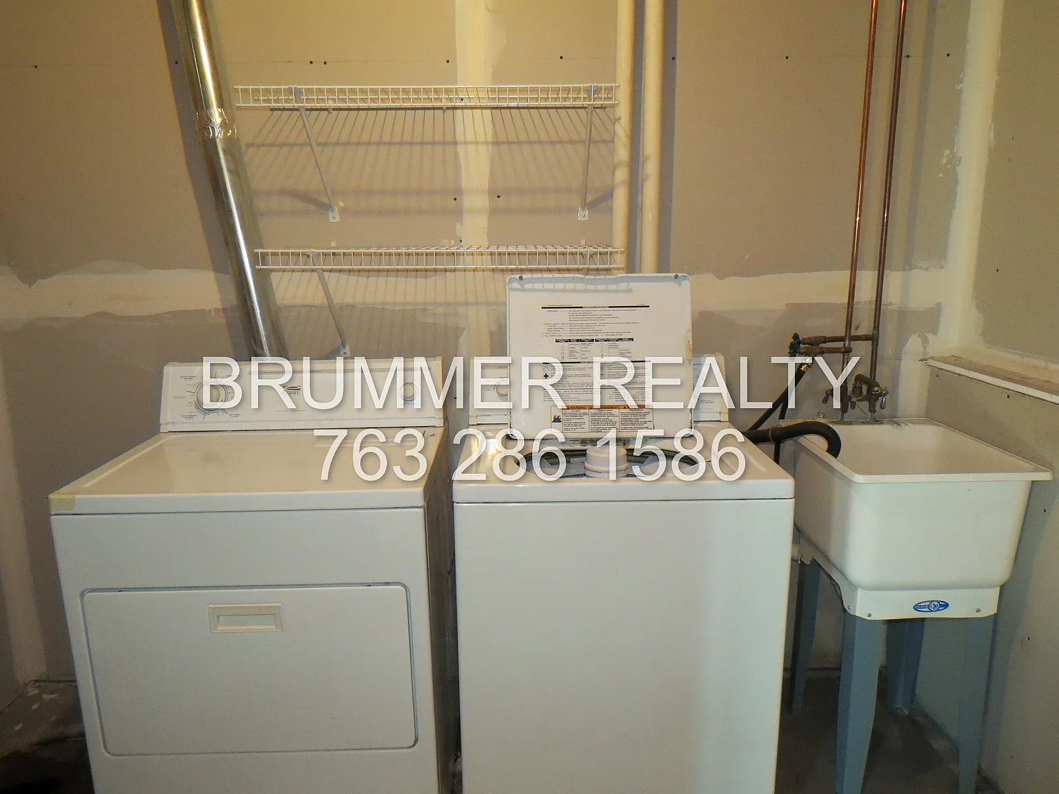 3 bed, $2,000 — Photo 4