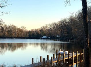 829 Crandell Rd, West River, MD 20778