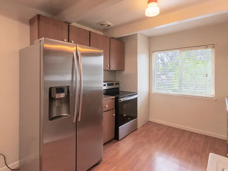 355 Raffetto Dr — Photo 2