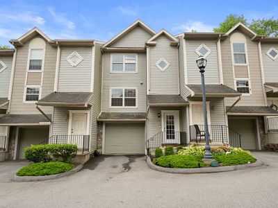 19 Hawthorne Drive #124, New London, CT, 06320