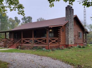 566 E Cutshall Rd, Austin, IN 47102