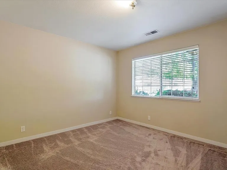 1024 Garland Ave — Photo 7