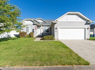 2521 W Timberlake Loop, Coeur D Alene, ID 83815