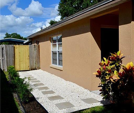 4th image of 3633 Fremantle Dr
