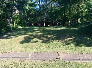 19155 Genesee Rd, Euclid, OH 44117