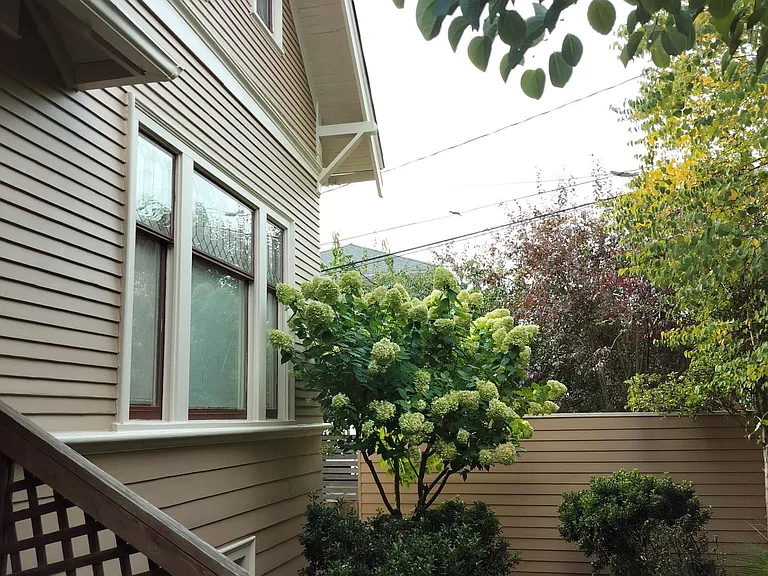 24th Ave E — Photo 2