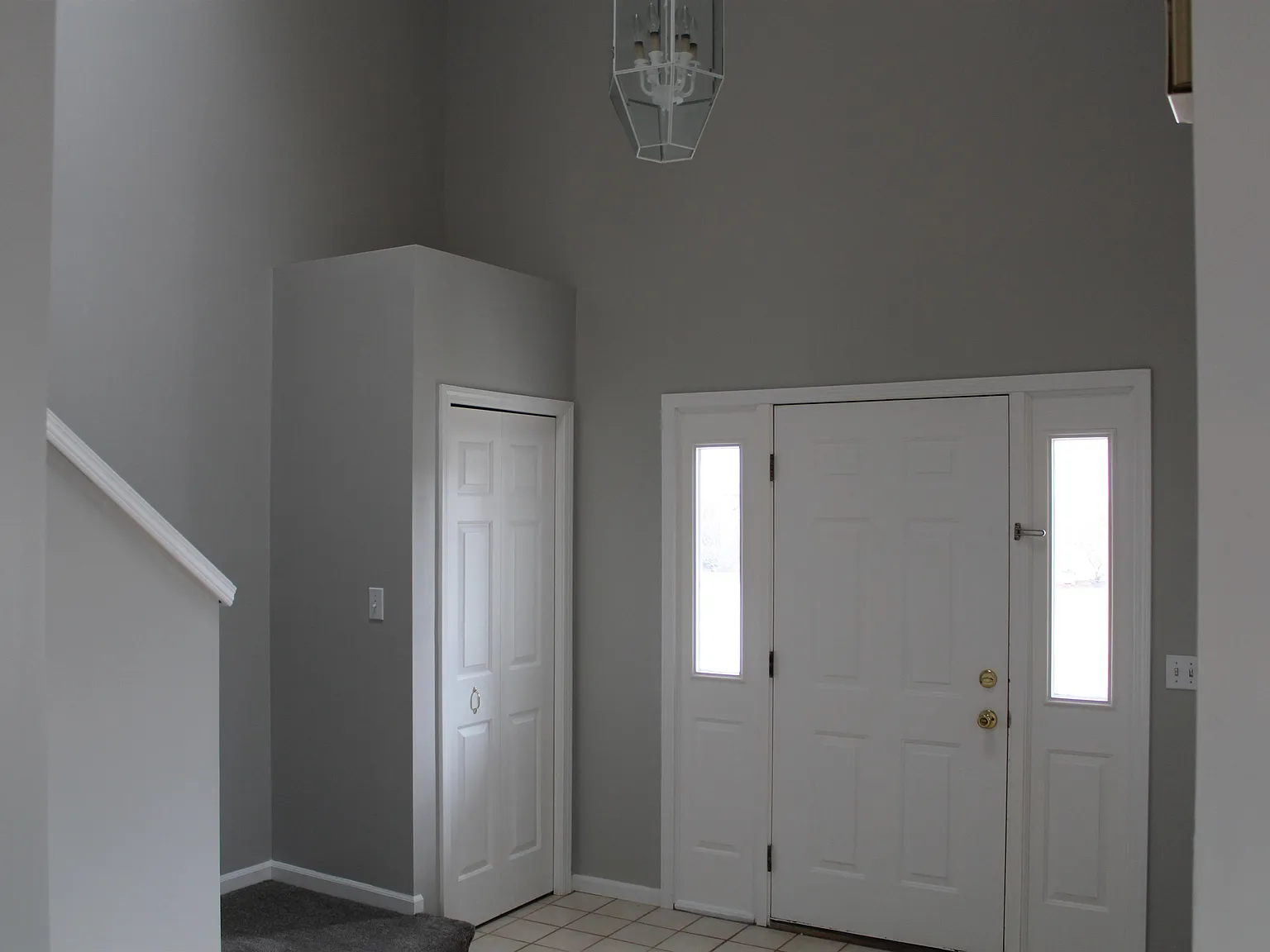 3 bed, 4.0 bath, 2000 sqft, $2,100 — Photo 2