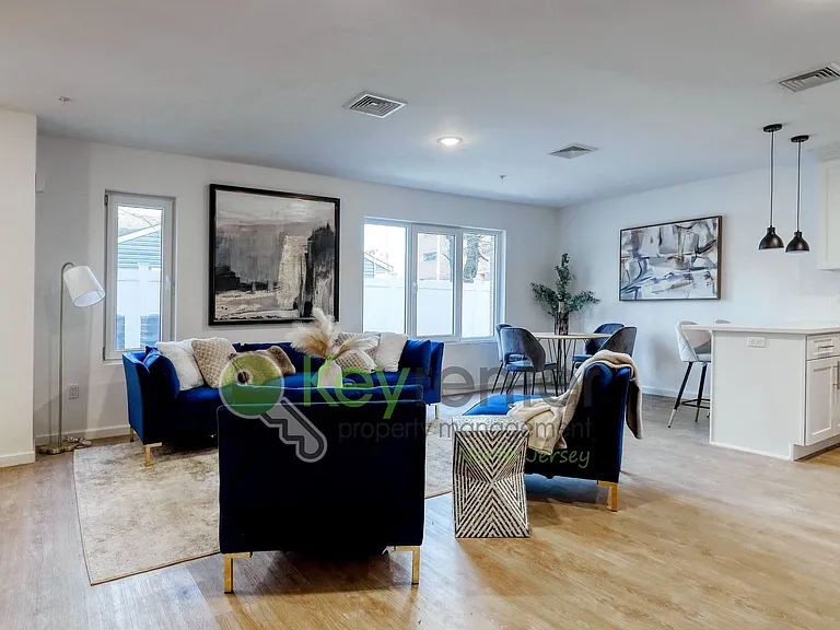 176 Pennington Ave #14 — Photo 7