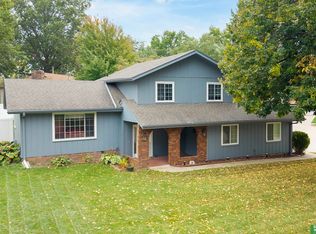 2341 S 148th Ave, Omaha, NE 68144